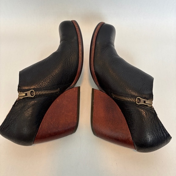 Kork-Ease womens Holmes Wedge Ankle Bootie Black Leather side zip size 8.5 - Picture 7 of 11
